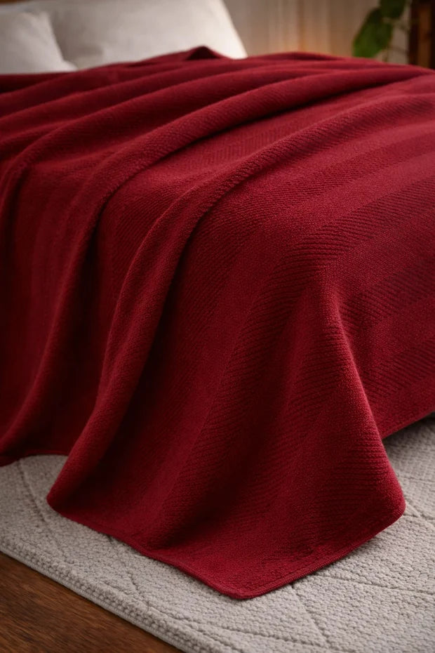 Textured Chevron Woven Cotton Blanket – Cozy All-Season Throw in Rich Maroon DZ-20