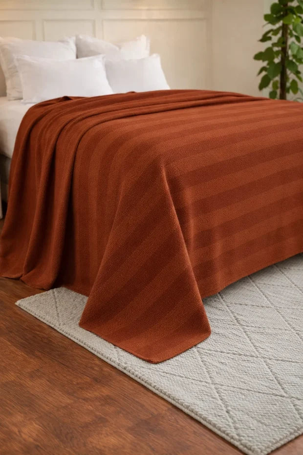Textured Chevron Woven Cotton Blanket – Cozy All-Season Throw in Rich Brown DZ-24