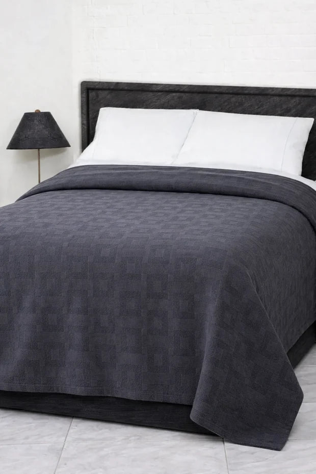 Elegant Dark Gray Geometric Thermal Blanket 72x90 Inches | 300 GSM DZ-13