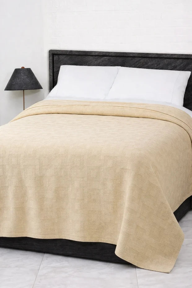 Cozy Beige Geometric Thermal Blanket 72x90 Inches | 300 GSM DZ-15