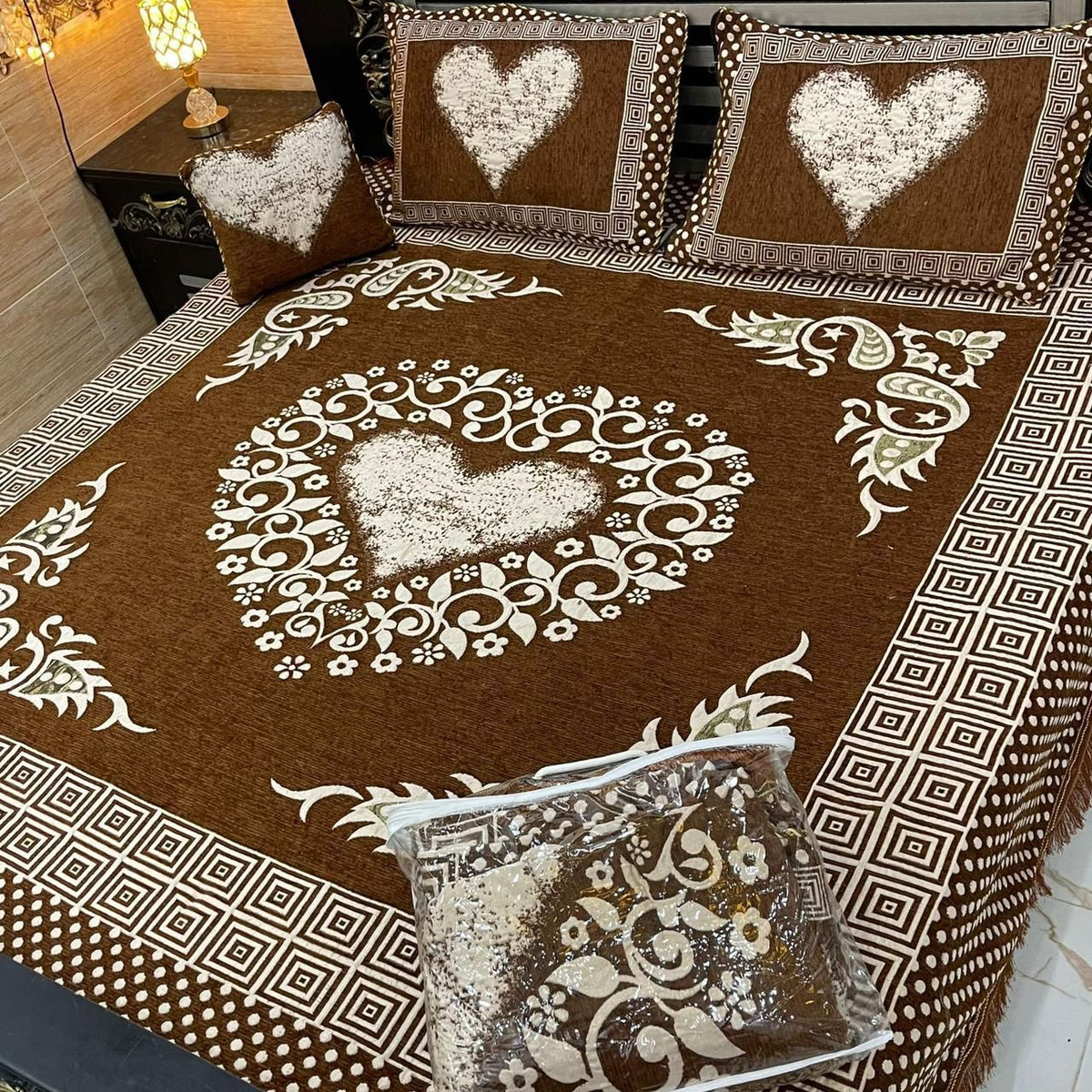 Velvet Bridal Bedsheet Set-4 Pcs Nishat-6603